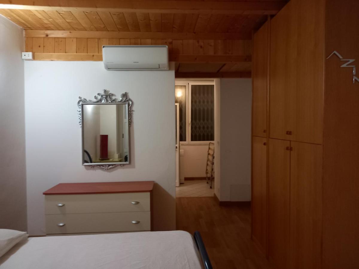 Bilocale Savona Lägenhet Exteriör bild